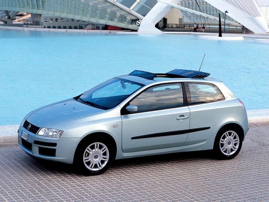  Fiat Stilo 3-Door 2001 года  (фото 1 из 16)